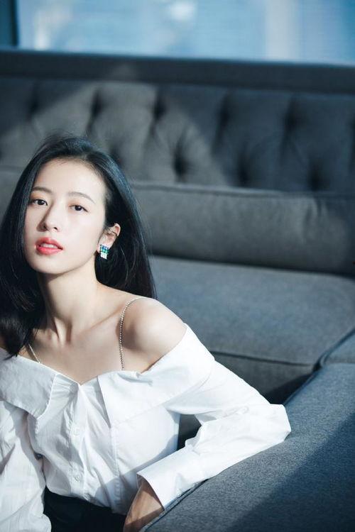 樊翛彤图片,光影中的青春印记